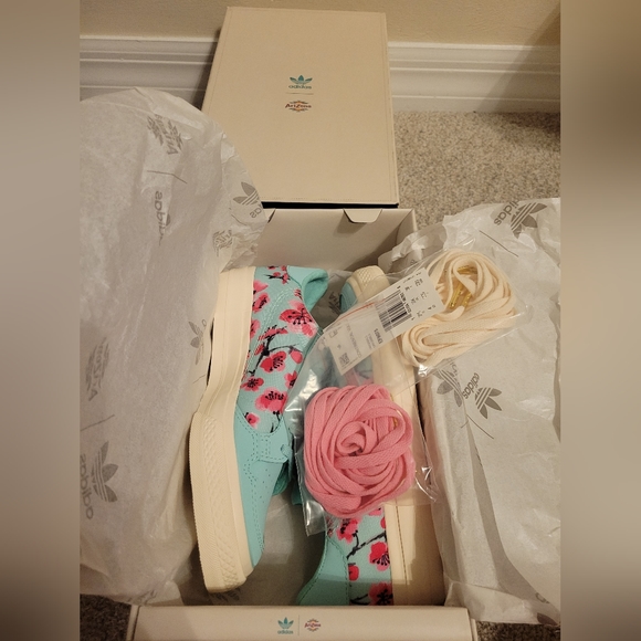 New In Box Adidas Arizona Green Tea Continental Vulcan sneakers NIB W5.5/Y4 - Picture 6 of 6